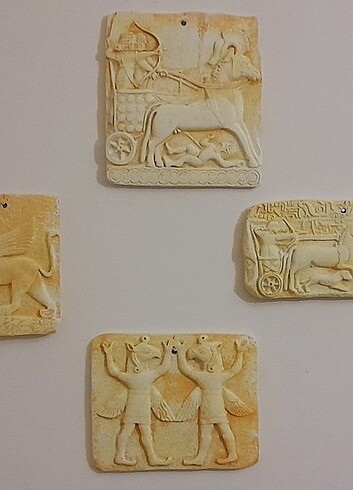 Beden sarı Renk Seramik duvar panoları( 4 figur)