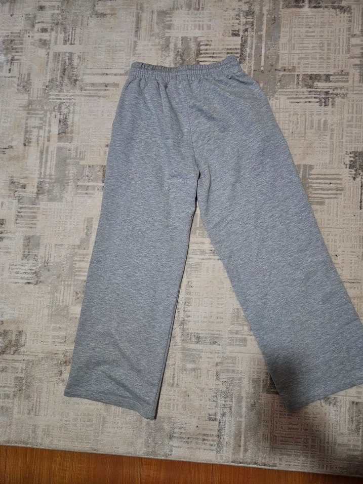 Gri Kesik Detaylı Kadın Eşofman Altı - Görsel 3