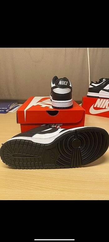38 Beden Nike Dunk Low Retro Panda
