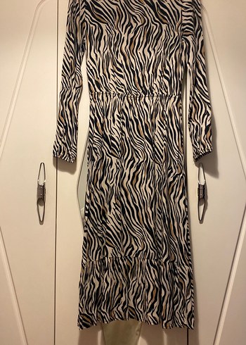 Kahverengi yeşil krem Zebra Desenli Uzun Elbise
