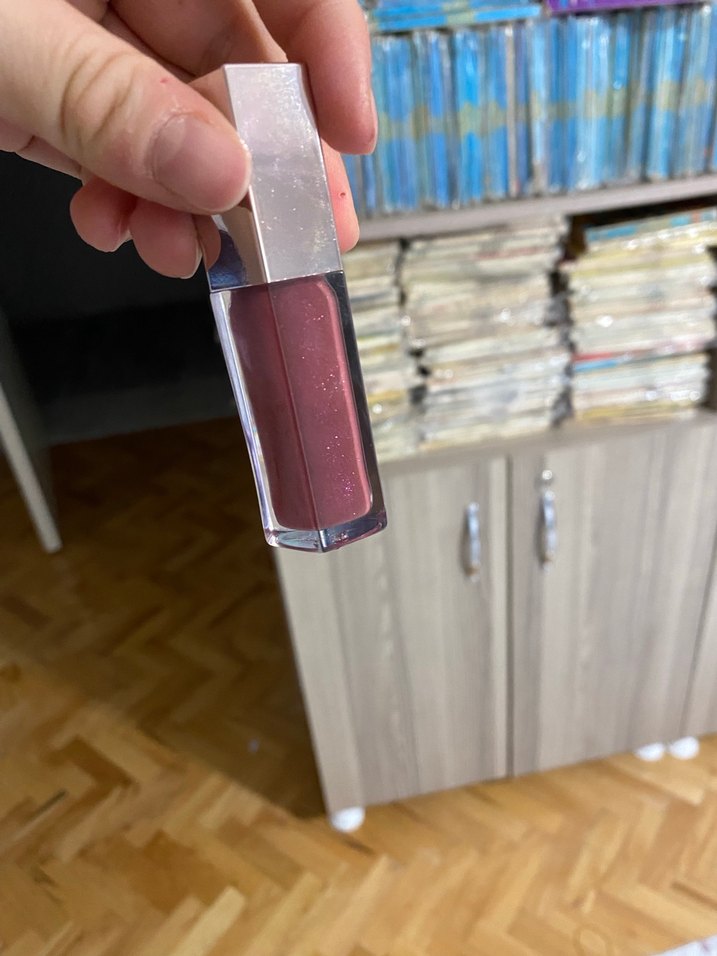Fenty beauty gloss bomb universial lip luminizer 08 riri - Görsel 2
