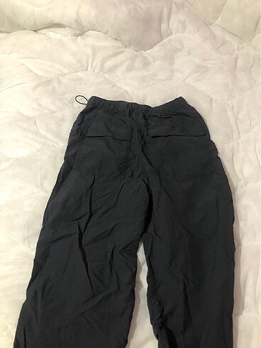 H&M H&M paraşüt pantolon