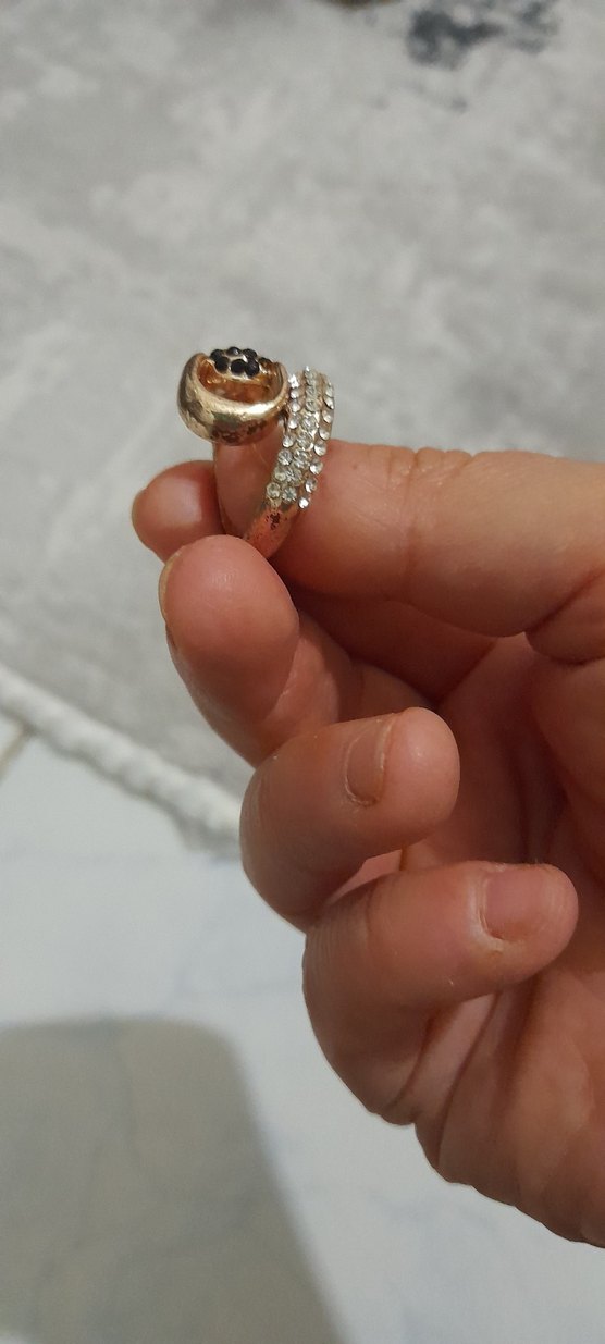 Parlak Altın Tokalı Yılan Desenli Kadın Yüzük - Görsel 5