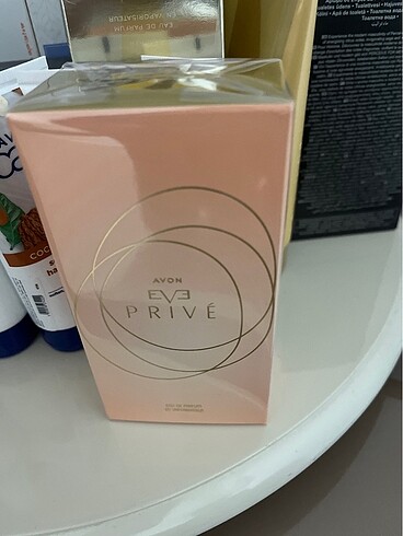 Avon Avon eve prive 4adet