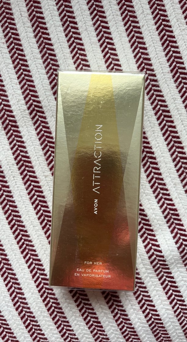 Avon Attraction Kadın Parfümü 50 ml - Görsel 2