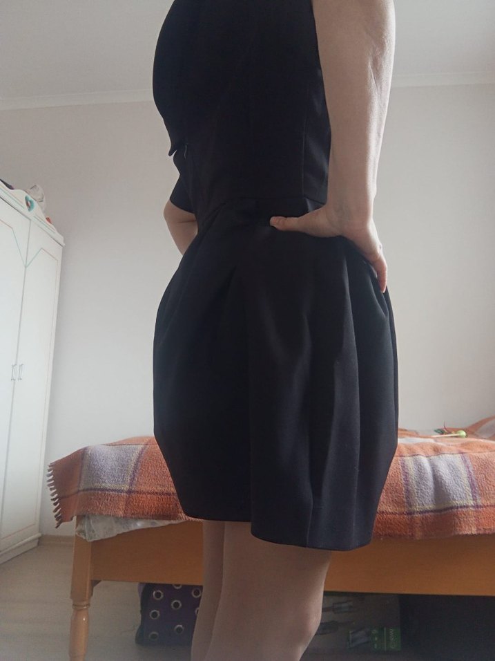 Siyah Yüksek Yakalı Midi Ofis Elbisesi - Görsel 5