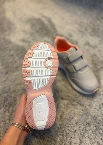 Nike Gri Kız Çocuk Spor Ayakkabı Cırt Cırtlı - Görsel 4