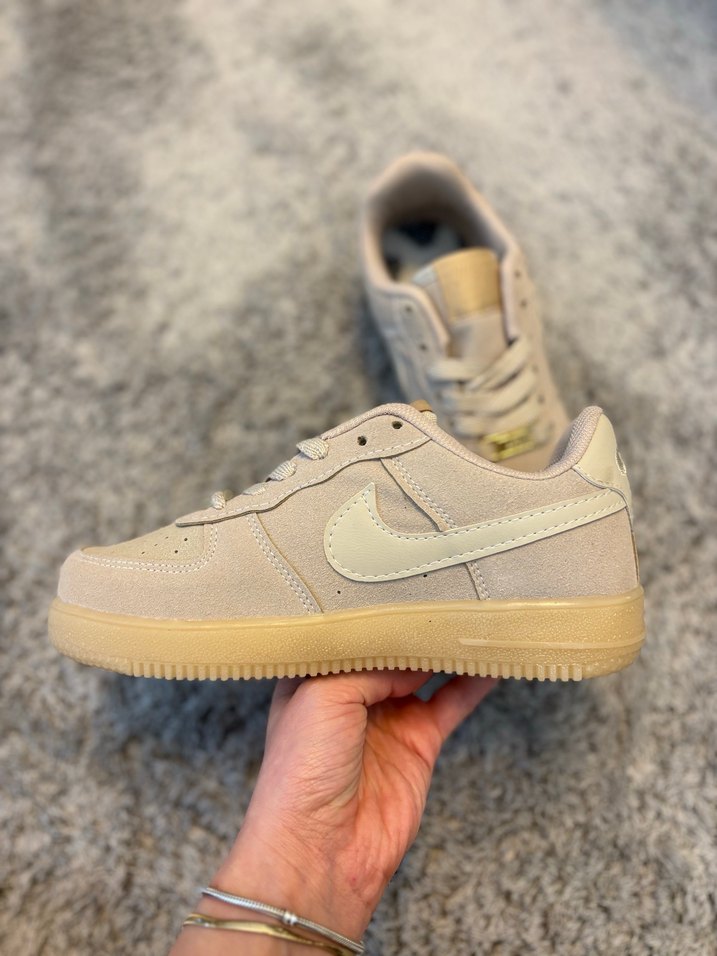 Nike Bej Süet Bağcıklı çocuk Spor Ayakkabı - Görsel 3