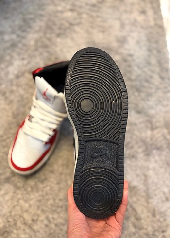 Kırmızı Laced Basketbol Ayakkabısı - Görsel 4