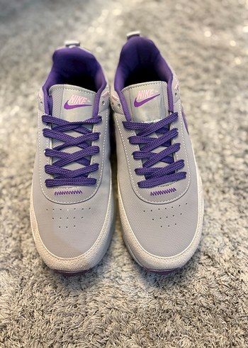 Mor Nike Spor Ayakkabı Kadınlar İçin - Görsel 3
