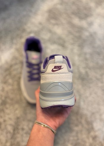 Mor Nike Spor Ayakkabı Kadınlar İçin - Görsel 2