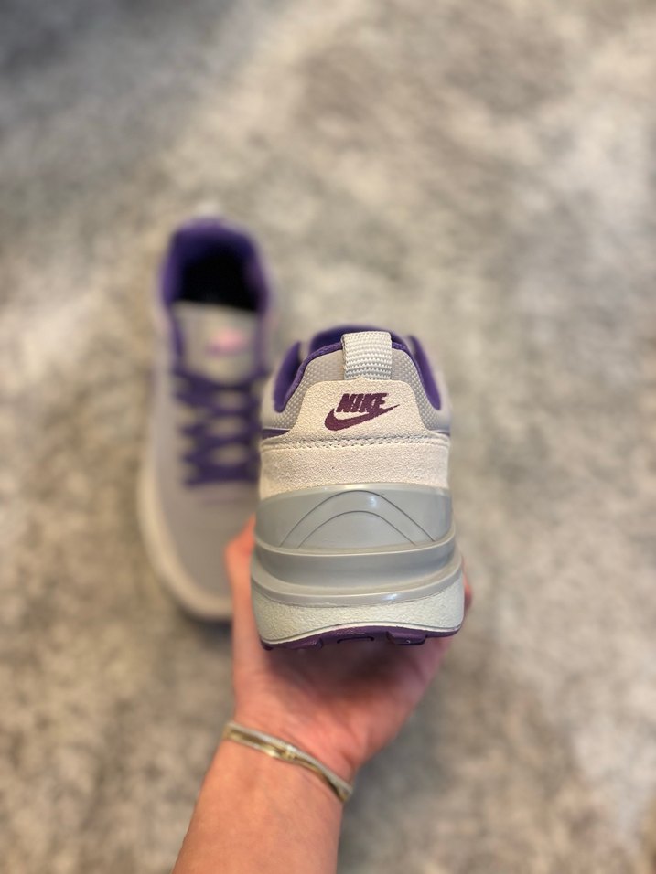 Mor Nike Spor Ayakkabı Kadınlar İçin - Görsel 2