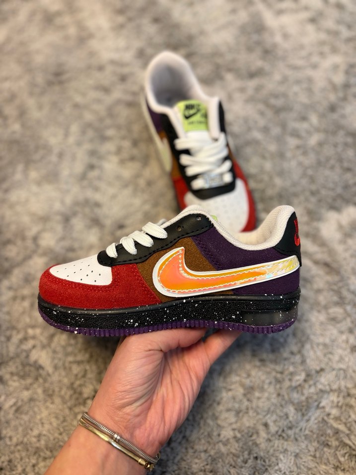 Nike Air Force 1 Renkli Çocuk Spor Ayakkabı - Görsel 4