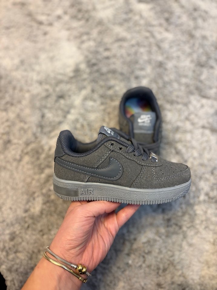 Nike Air Force 1 Gri Erkek Çocuk Spor Ayakkabı - Görsel 2