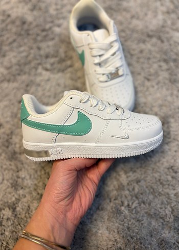 Nike Air Force Çocuk Ayakkabısı - Görsel 2