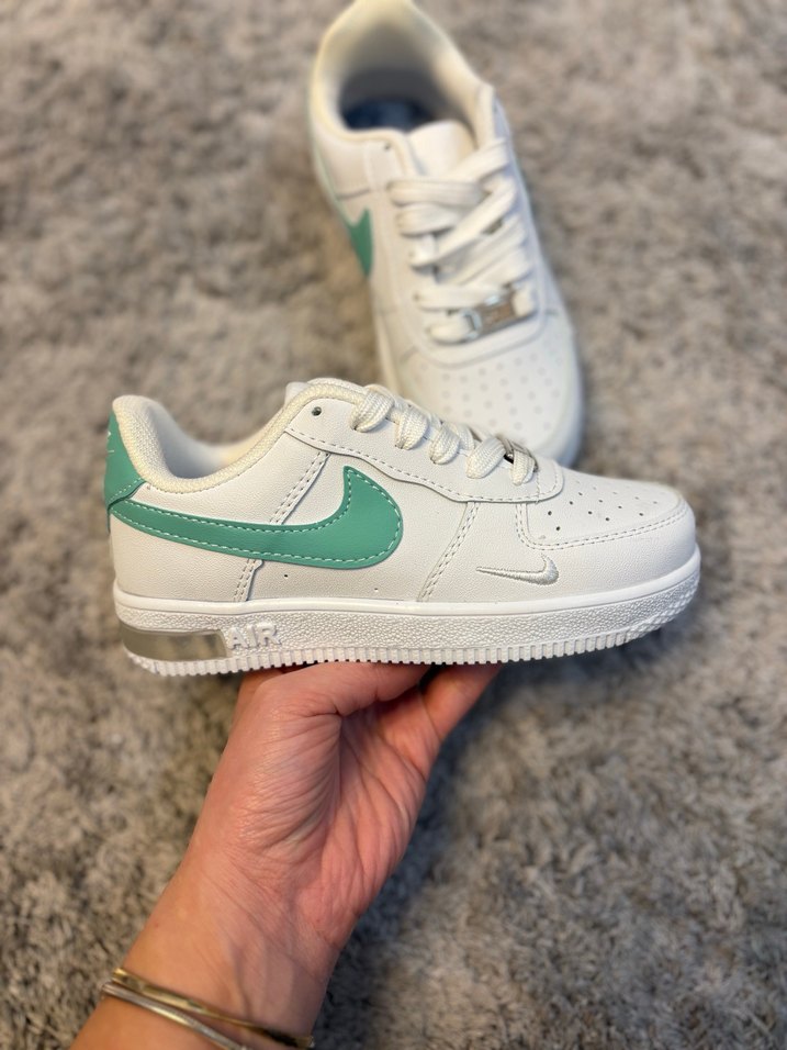 Nike Air Force Çocuk Ayakkabı - Görsel 2