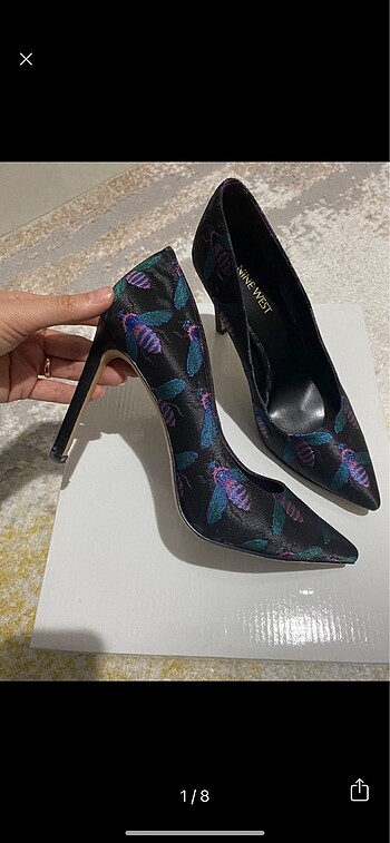 Nine west arı modeli