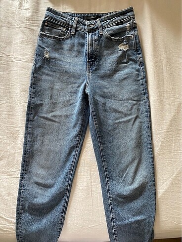 26 Beden Mavi Mom Jean