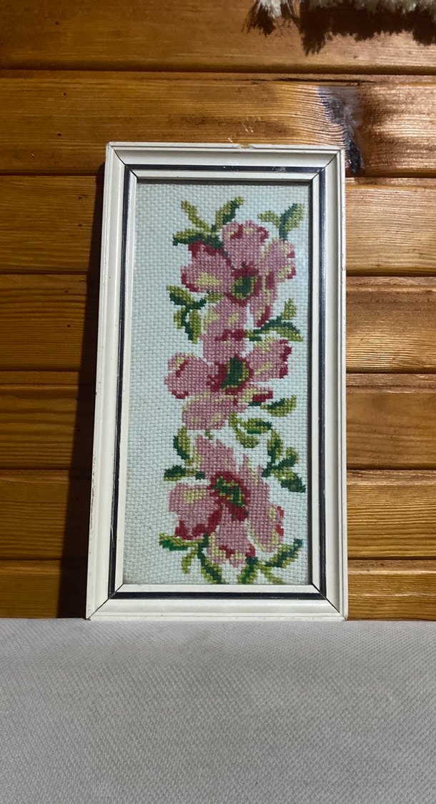 Pembe Çiçek İşlemeli Çerçeveli Tablo - Görsel 2