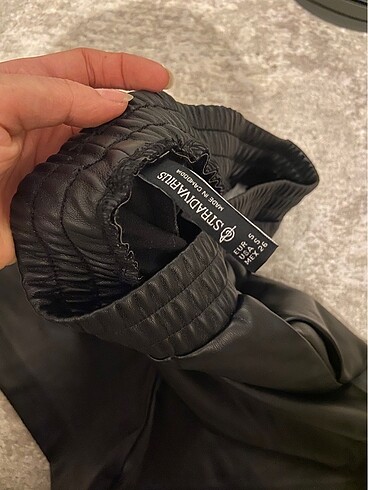 Stradivarius Deri Şort