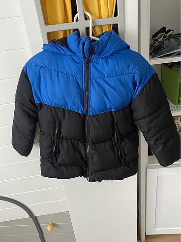 Zara mont