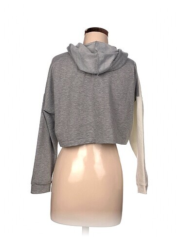 s Beden Trendyol & Milla Sweatshirt %70 İndirimli.