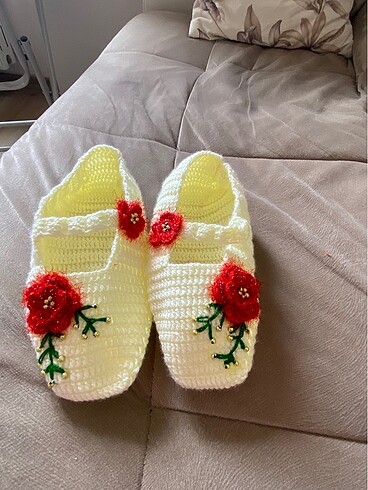 Çeyizlik şık boncuklu patik - Görsel 2