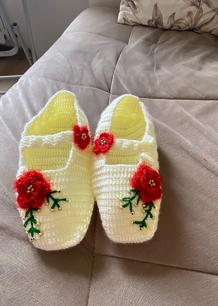 Çeyizlik şık boncuklu patik - Görsel 2