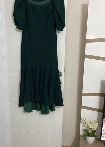 Yeşil Drapeli Uzun zümrüt yeşil  elbise - Görsel 3