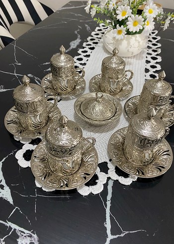 Parlak Beyaz İşlemeli Kahve Fincan Takımı - Görsel 3