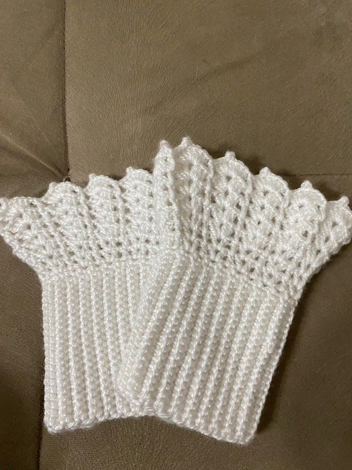 Dantel Detaylı Beyaz Örgü Kadın Eldiveni - Görsel 4