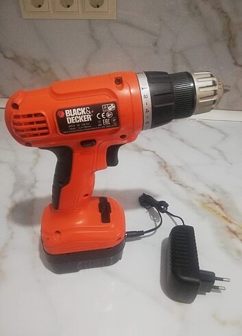 Black decker orijinal şarzlı matkap 12 volt 