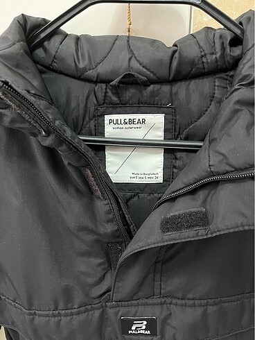 s Beden siyah Renk Pull and bear mont kanguru mont