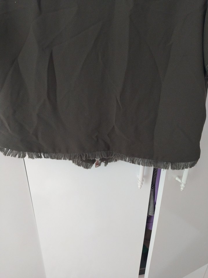 Düğmeli Kısa Kollu Salaş Keten Bluz - Görsel 3