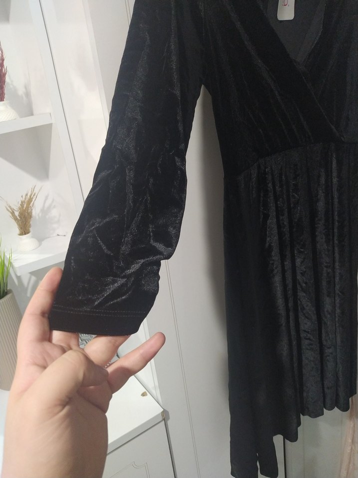 Siyah V Yaka Uzun Kollu Midi Elbise - Görsel 5