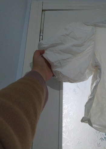 Beyaz Keten Drapeli Straplez Bluz - Görsel 3