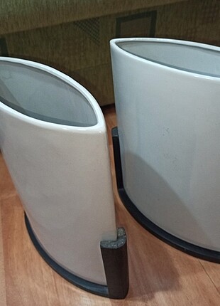 İki adet dekoratif vazo Ikea 