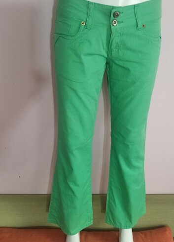 36 beden yeşil pantolon 