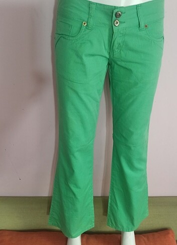 36 beden yeşil pantolon