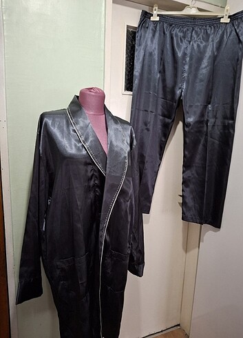 46-48 beden erkek sabahlık ve pijaması ile birlikte kemerini bul - Görsel 8