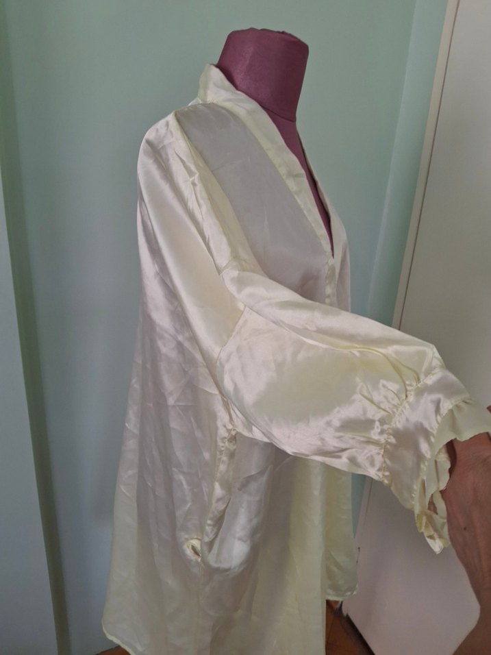 SARI RENK SATEN SABAHLIK KEMERİ YOK - Görsel 5