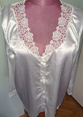 Beyaz Vintage Parlak Dantel Detaylı Uzun Kollu Gecelik - Görsel 6