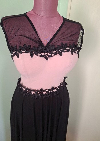 Dantel Detaylı Pembe Siyah Uzun Abiye Elbise - Görsel 6