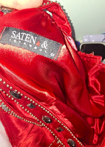 Uzun Parlak Kırmızı Straplez Abiye Elbise - Görsel 8