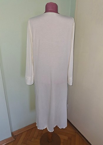 Ebru Maternity Beyaz Vintage Uzun Kadın Sabahlık