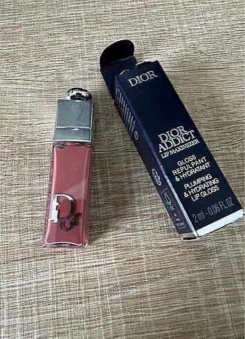 Beden DIOR ADDICT LIP MAXIMIZER 038 2ml deluxe