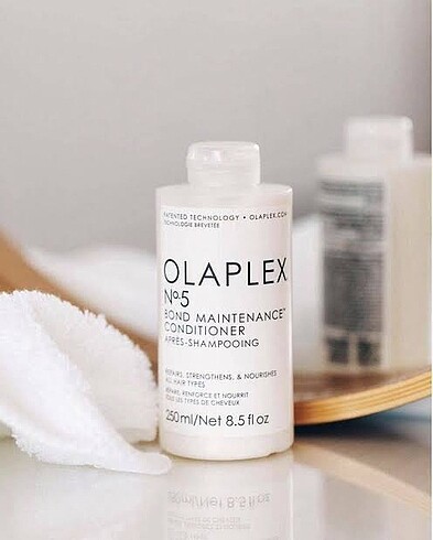 OLAPLEX Nº.5 BOND MAINTENANCE® CONDITIONER APRÈS SHAMPOOING 20ML