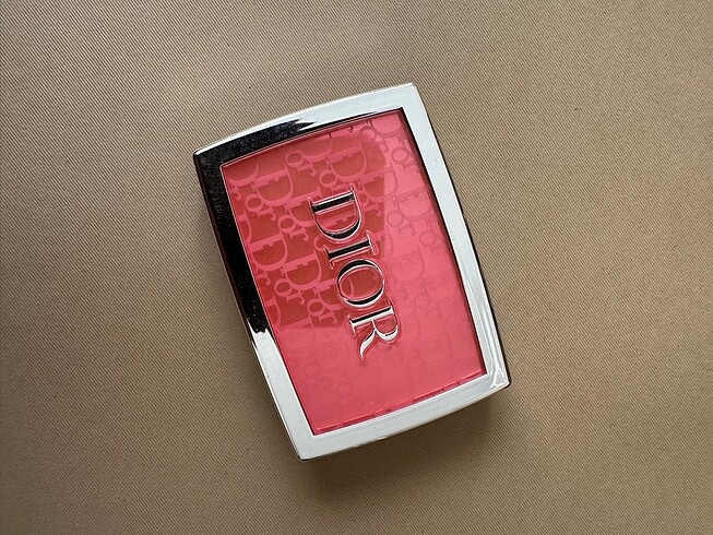 Beden Dior Rosy Glow allık 015 Cherry