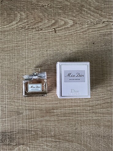 Mıss Dior eau de parfum 5ml deluxe