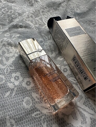  Beden Renk DIOR PRESTIGE LA MICRO-HUILE DE ROSE ACTIVATED SERUM 10ml
